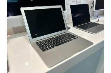 Outlet Apple MacBook Air 13 Srebrny 1,3Ghz/4GB/i5