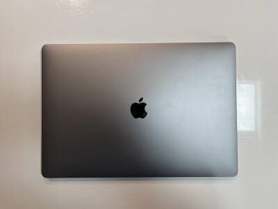 Outlet Apple MacBook Pro 16 Retina TB i9 2.3GHz/32GB/1 TB gwiezdna szarość - zdjęcie 3