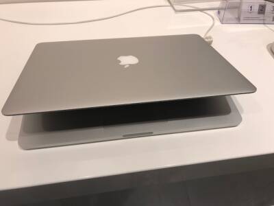 Outlet Apple MacBook Pro 15  i7 2.2GHz/16GB/256GB/Iris Pro Graphics  - zdjęcie 2